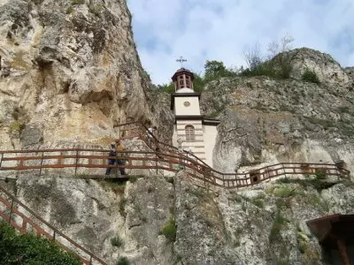 Bułgaria, Skalne cerkwie w Iwanowie